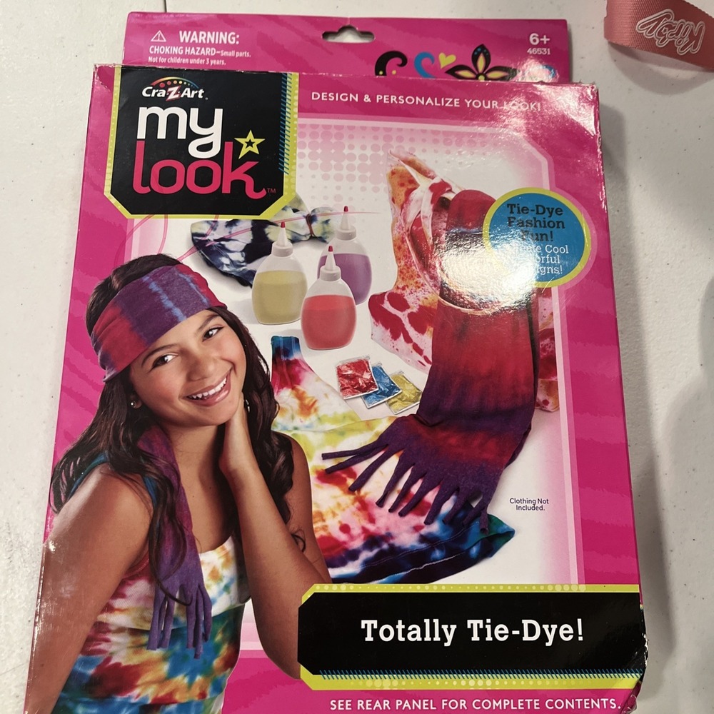 CraZArt My Look Tie Dye Kit Totally Tie-Dye Clothing Not Included‎
